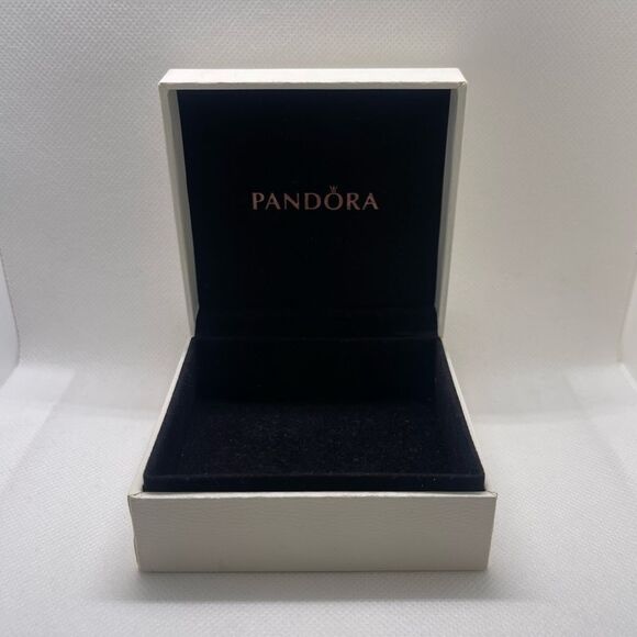 PANDORA 3.5” x 3.5” in. Gift Box for Bracelet & Neckalces - Picture 5 of 7